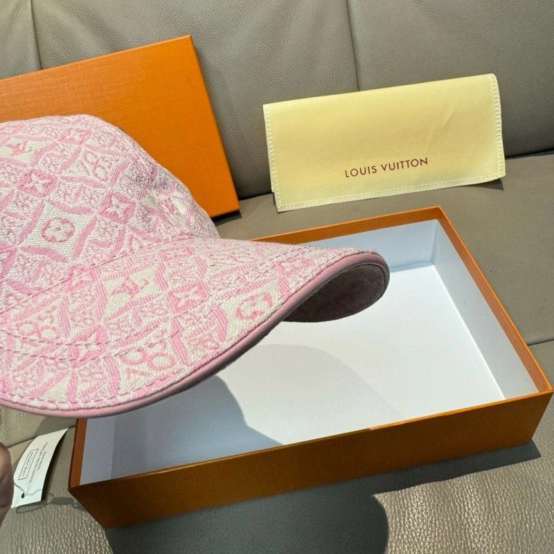 Sustainable Louis Vuitton Caps 261235