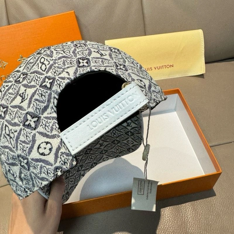 Minimalist Louis Vuitton Caps 261248