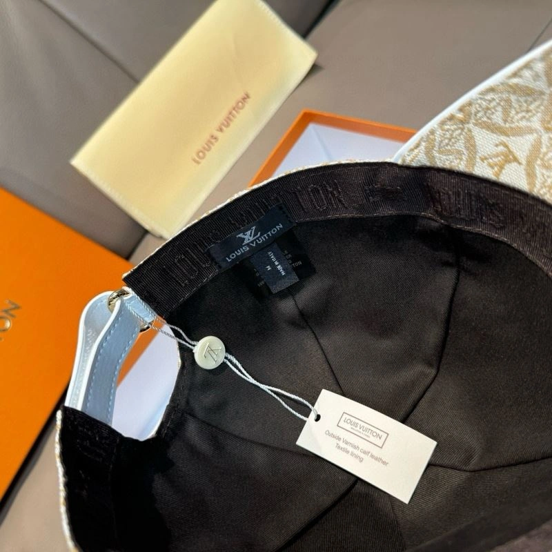 Louis Vuitton Caps WeatherProof 261233
