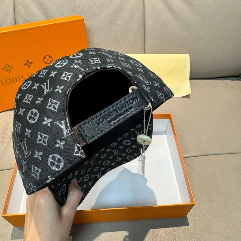 ZeroBulk Louis Vuitton Caps 261231