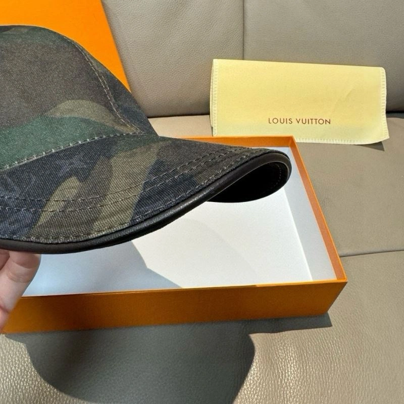 SmoothTexture Louis Vuitton Caps 261229