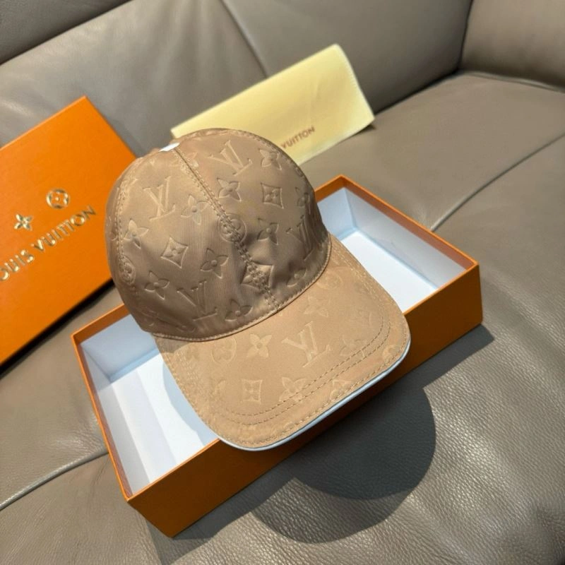Louis Vuitton Caps Resilient 261226