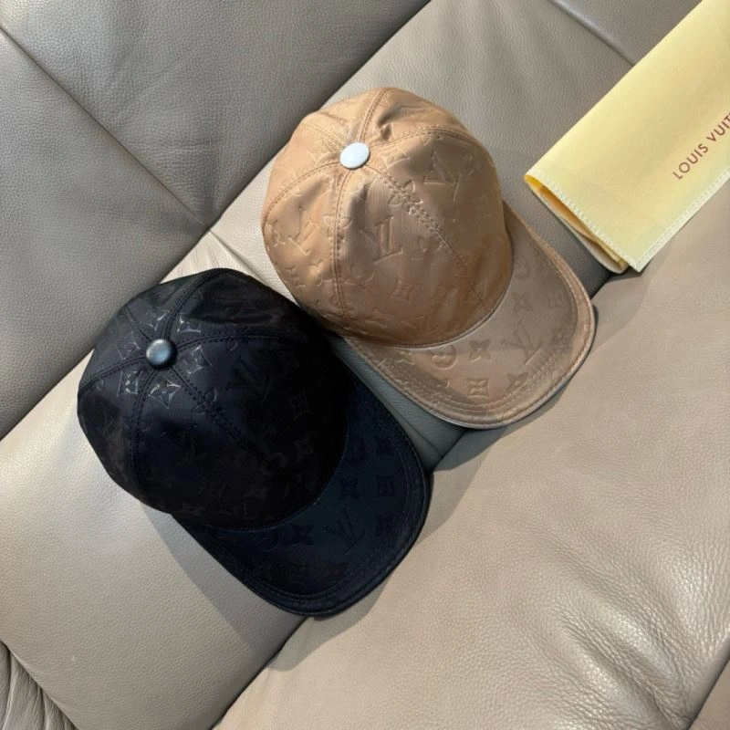Louis Vuitton Caps Seasonal 261227