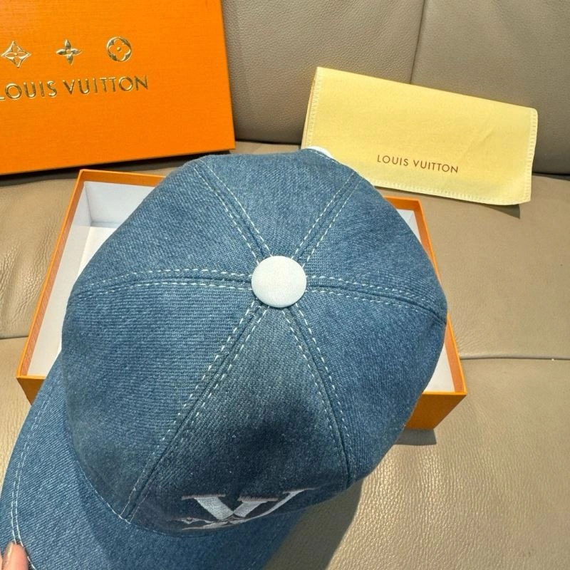 Effortless Louis Vuitton Caps 261224