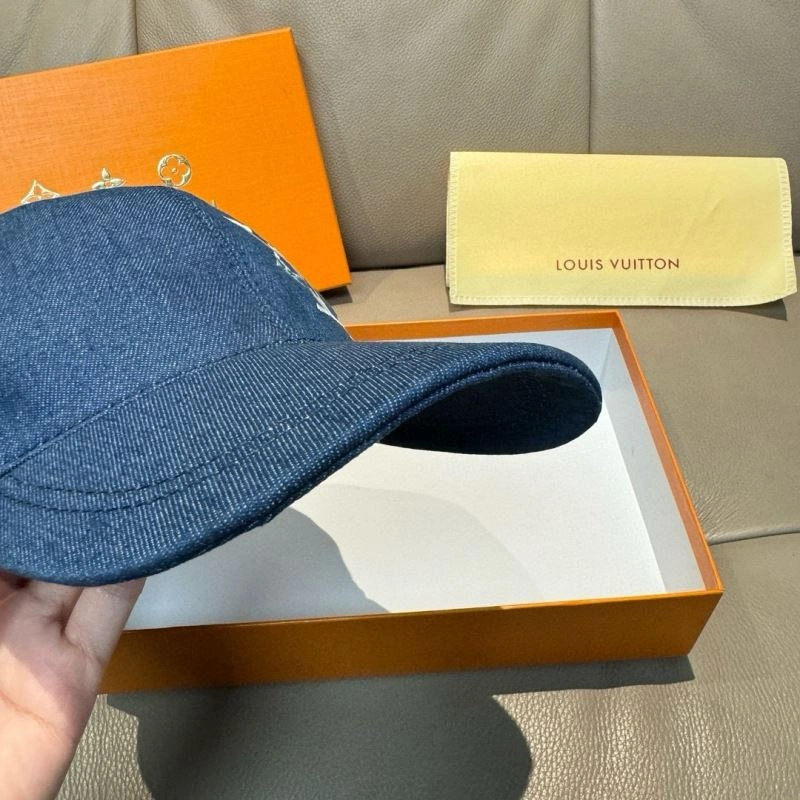 Louis Vuitton Caps Unisex 261223