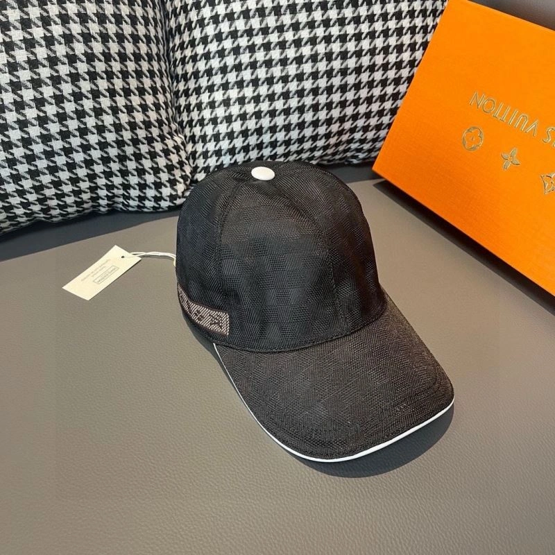 Bright Louis Vuitton Caps 261204
