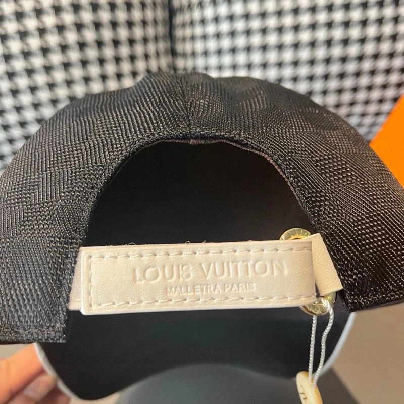 Louis Vuitton Caps Unisex 261216