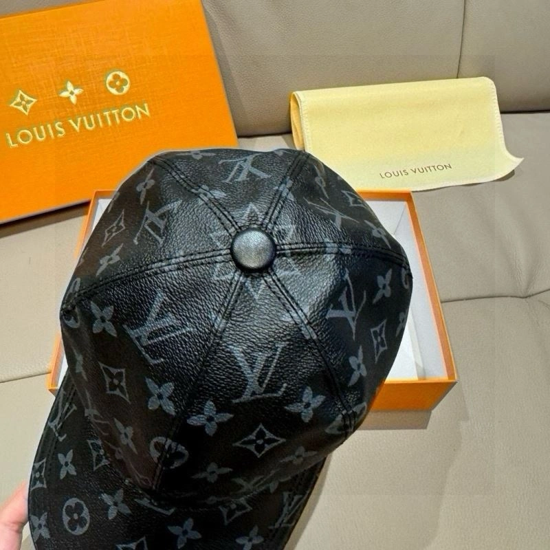 Louis Vuitton Caps Sustainable 261215