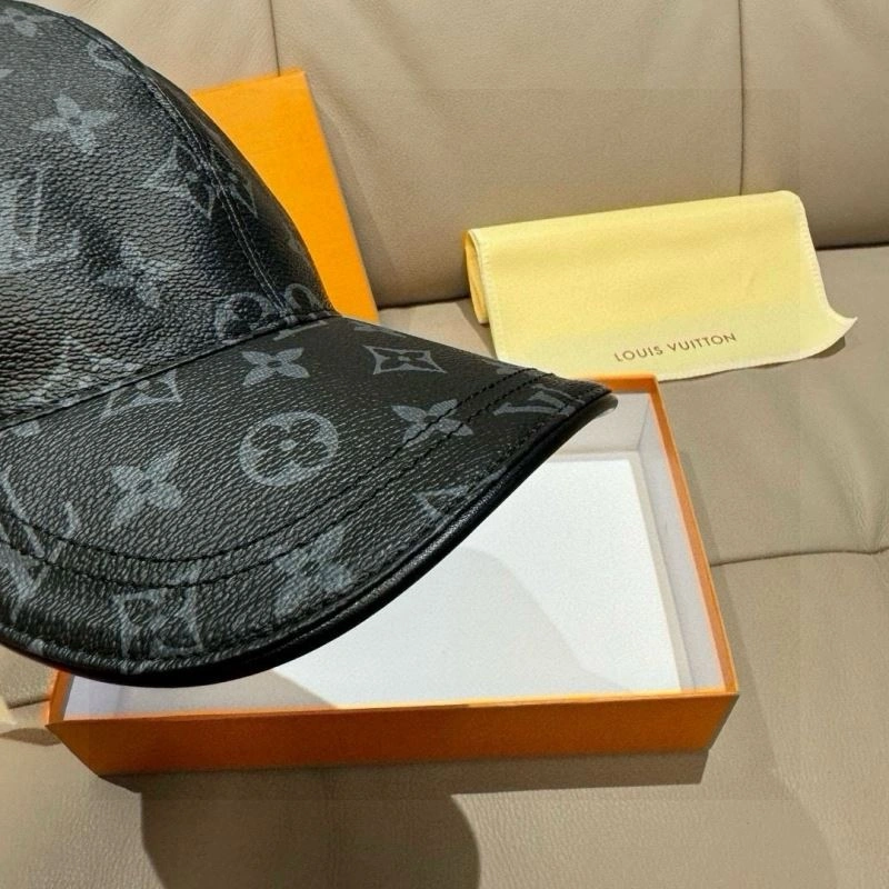 Louis Vuitton Caps Sustainable 261215
