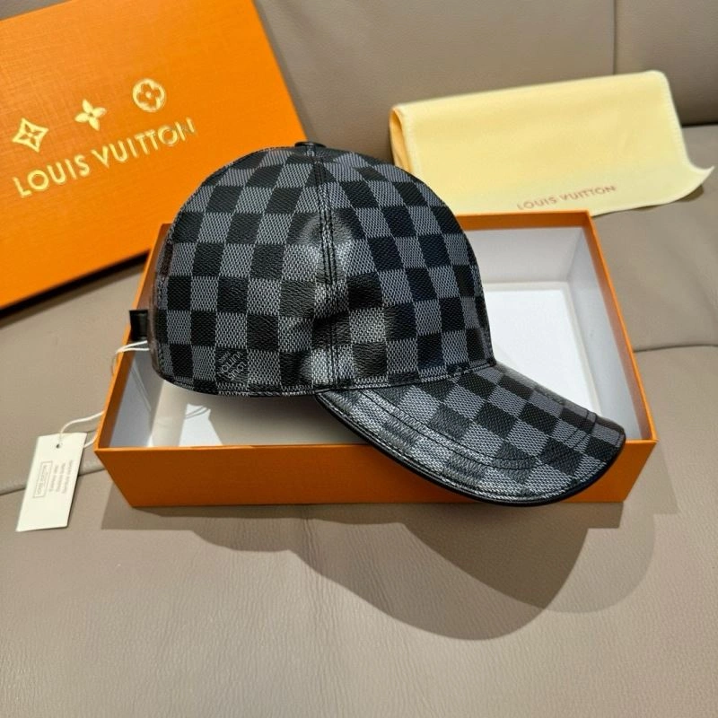 Louis Vuitton Caps Refined 261220