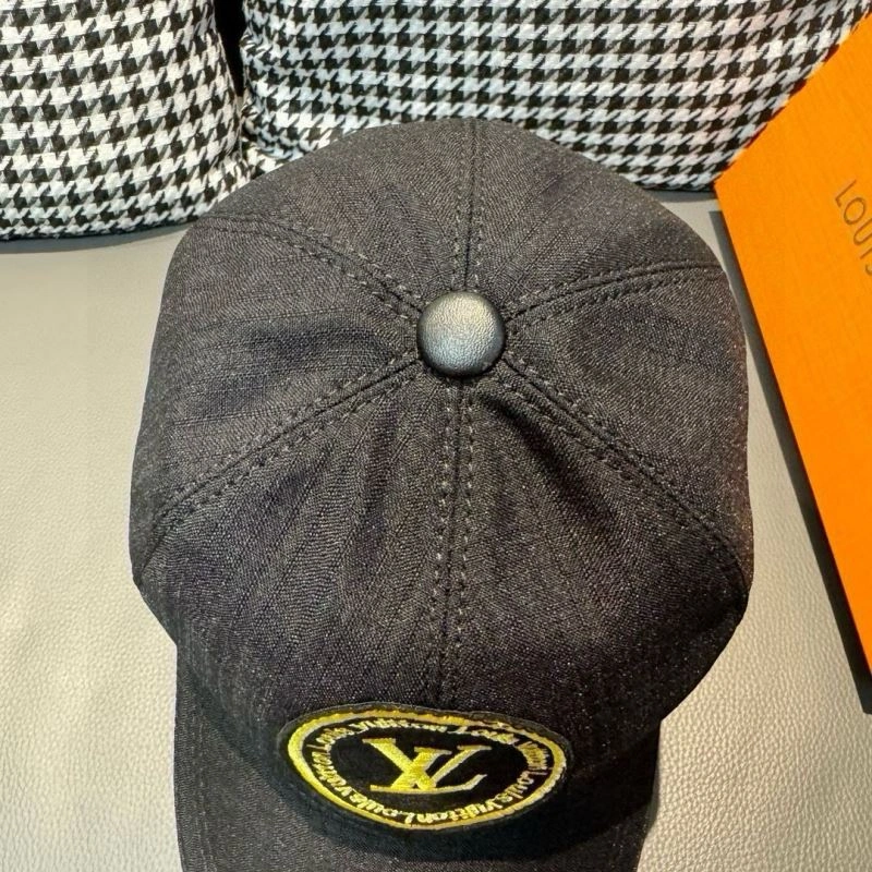 Bold Louis Vuitton Caps 261217