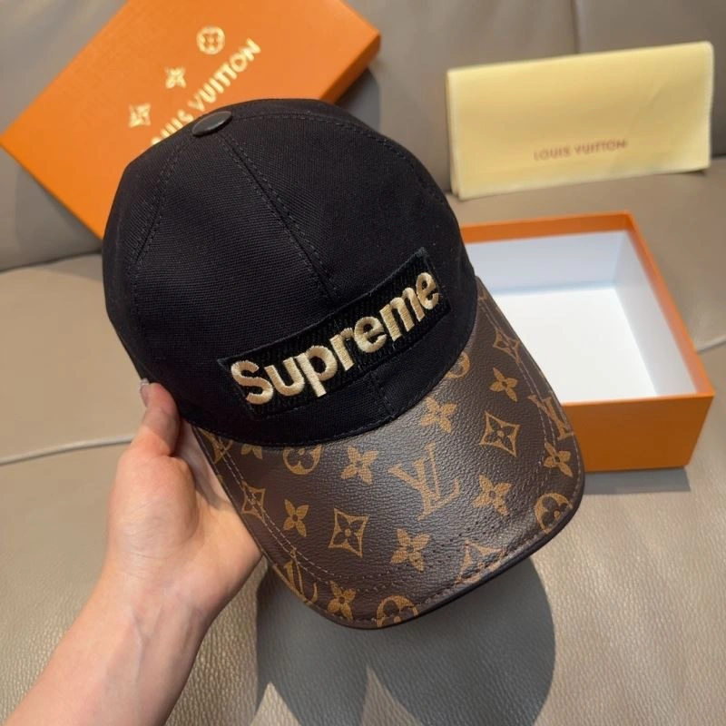 Unisex Louis Vuitton Caps 261189