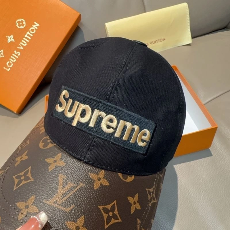 Unisex Louis Vuitton Caps 261189
