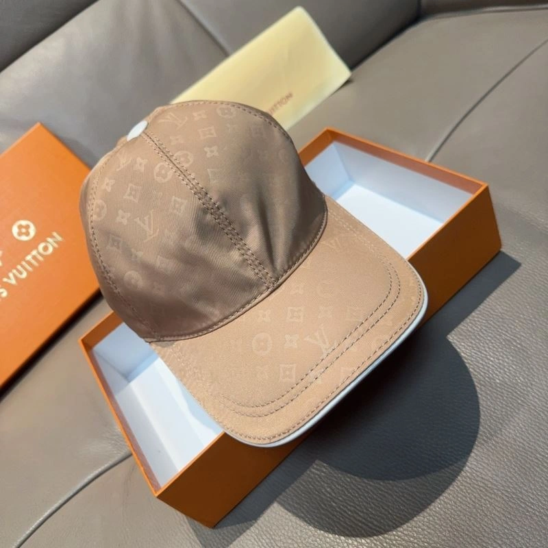 Louis Vuitton Caps Versatile 261193