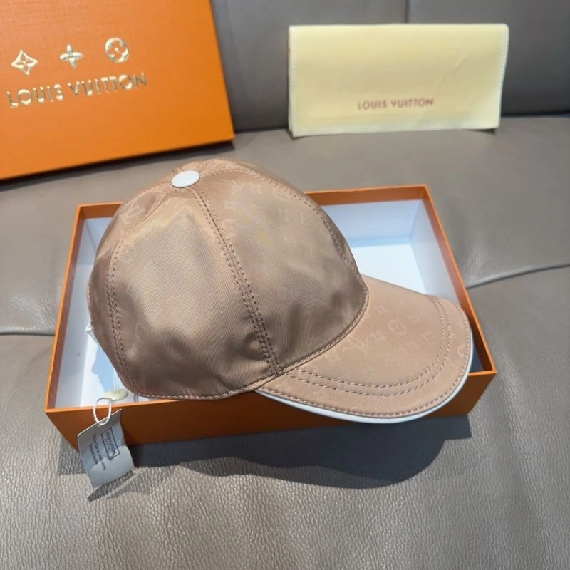 Louis Vuitton Caps Versatile 261193