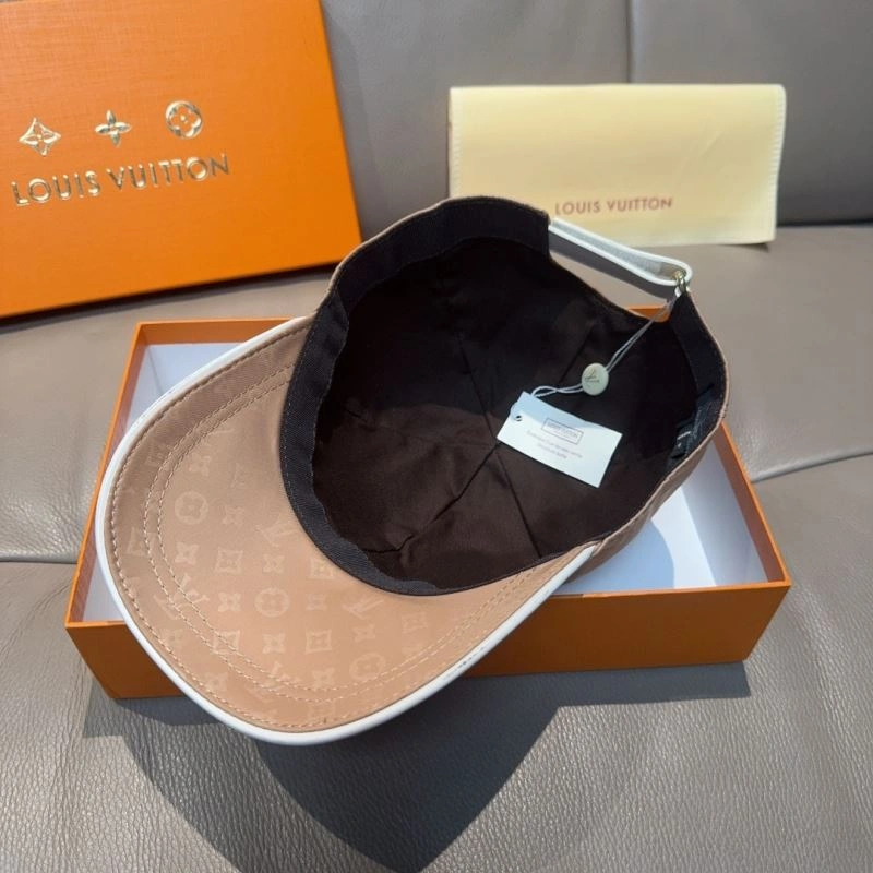 Louis Vuitton Caps Versatile 261193