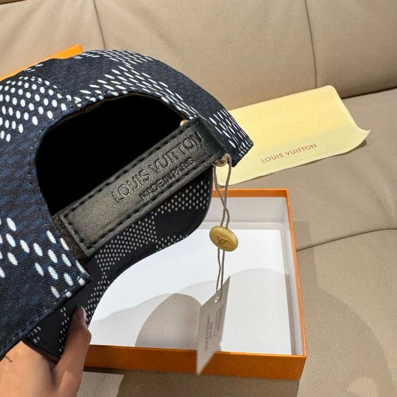 Louis Vuitton Caps AllSeason 261192