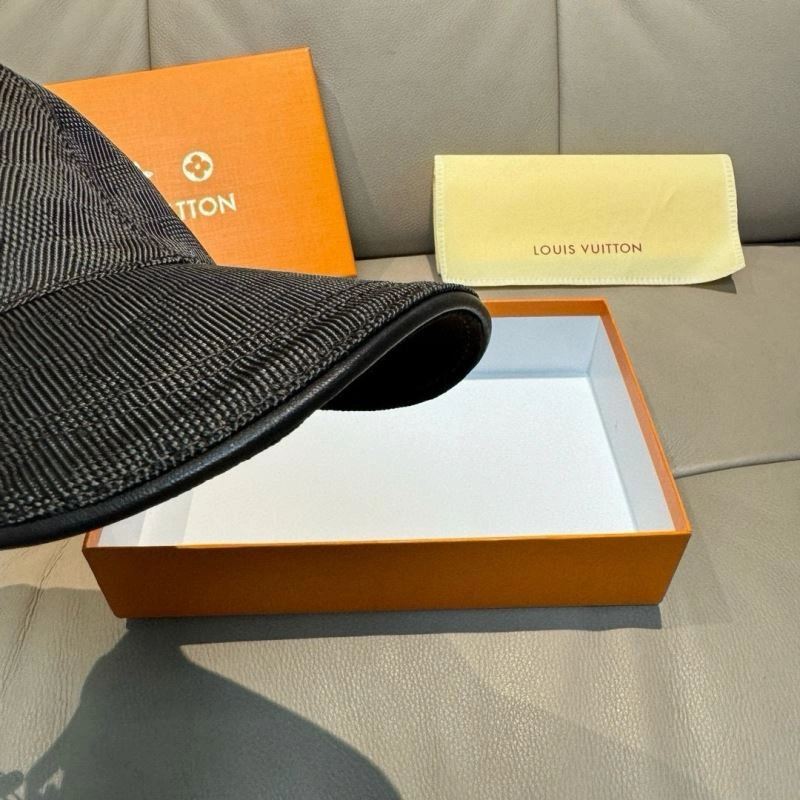 Louis Vuitton Caps Seasonal 261188