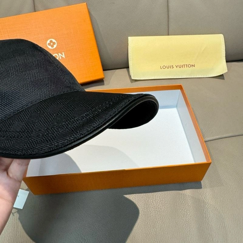 Sustainable Louis Vuitton Caps 261187