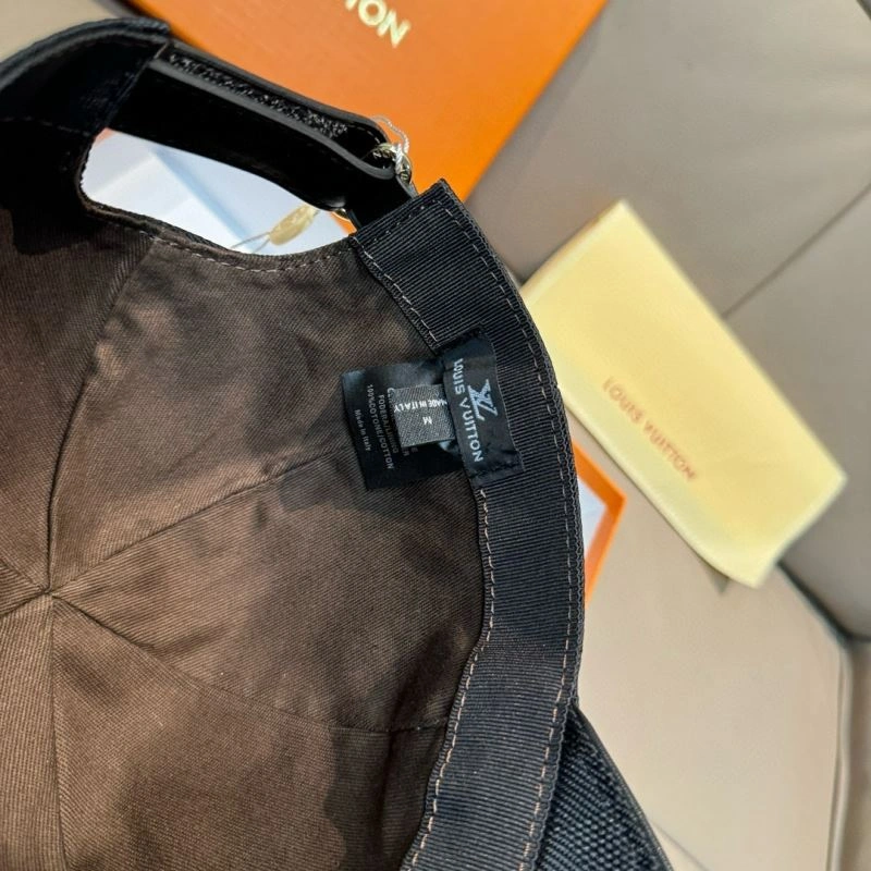 Sustainable Louis Vuitton Caps 261187