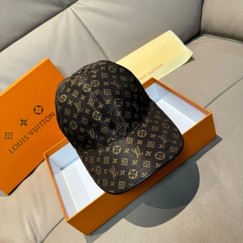 Fashionable Louis Vuitton Caps 261181
