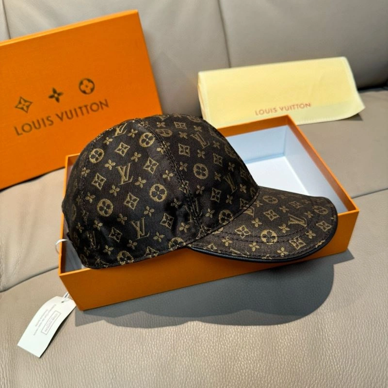 Fashionable Louis Vuitton Caps 261181