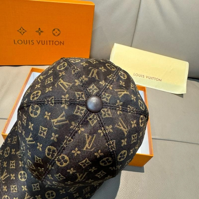 Fashionable Louis Vuitton Caps 261181