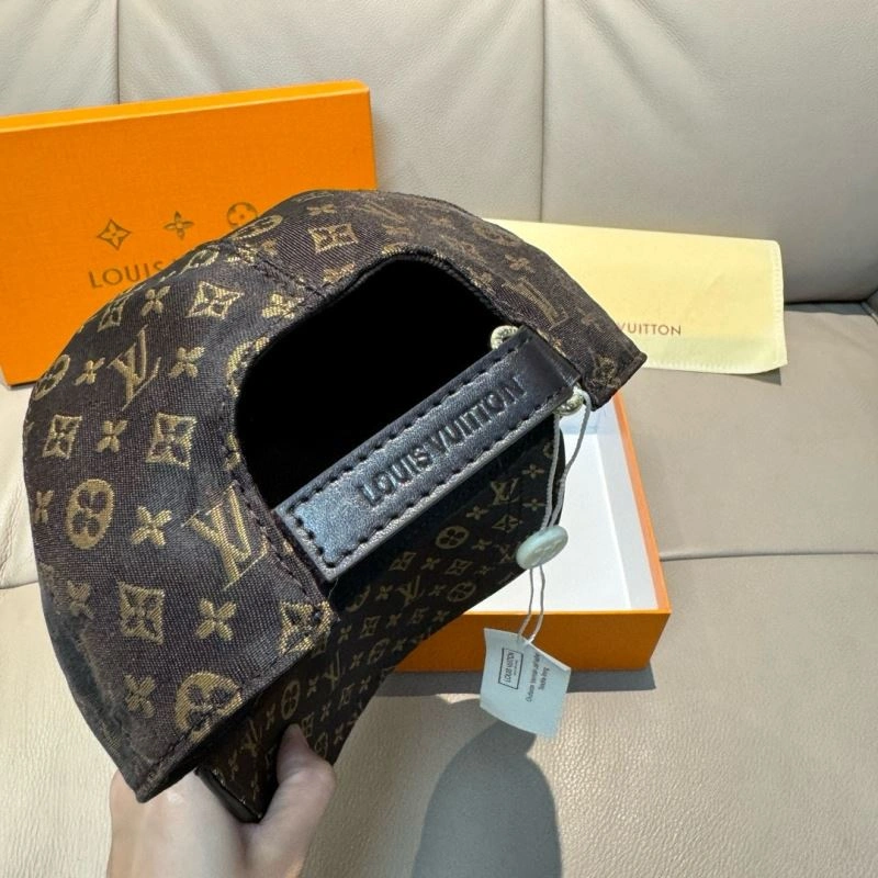 Fashionable Louis Vuitton Caps 261181