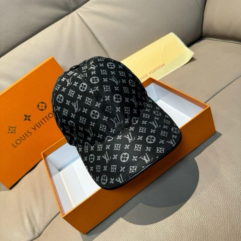 ZipUp Louis Vuitton Caps 261183