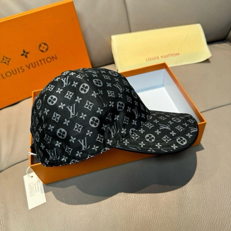 ZipUp Louis Vuitton Caps 261183