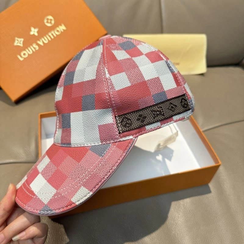 Compact Louis Vuitton Caps 261178