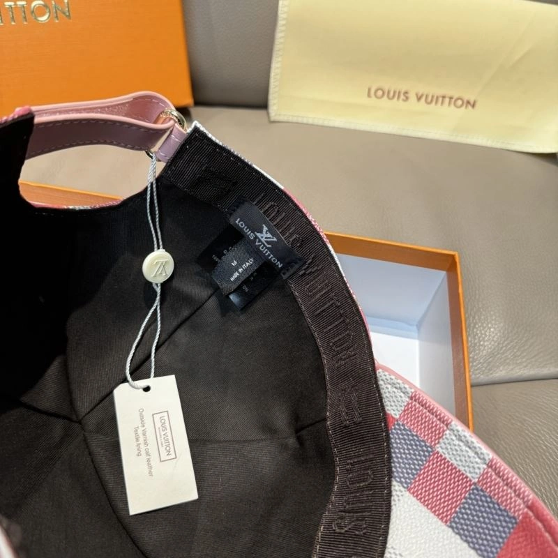 Compact Louis Vuitton Caps 261178