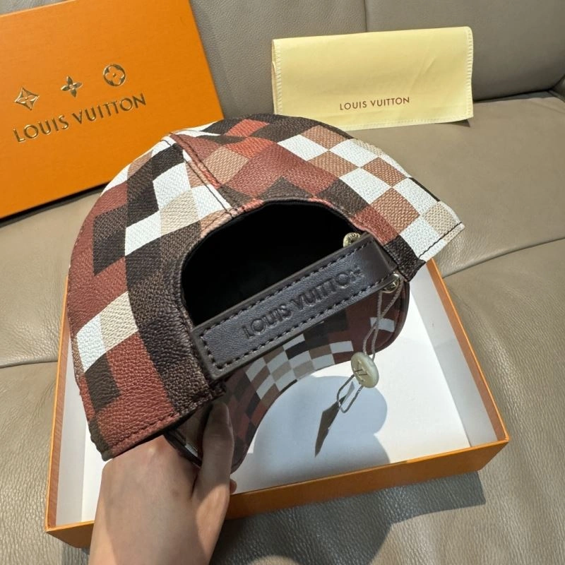 Louis Vuitton Caps Functional 261174