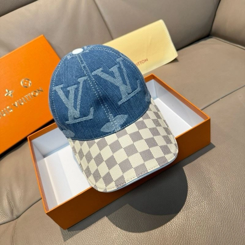 Louis Vuitton Caps Effortless 261161