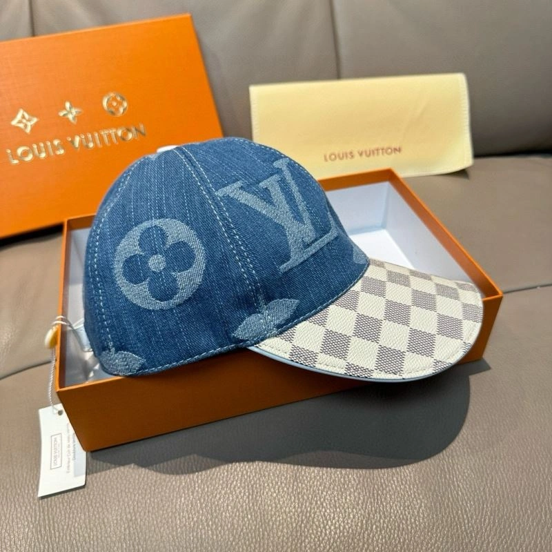 Louis Vuitton Caps Effortless 261161