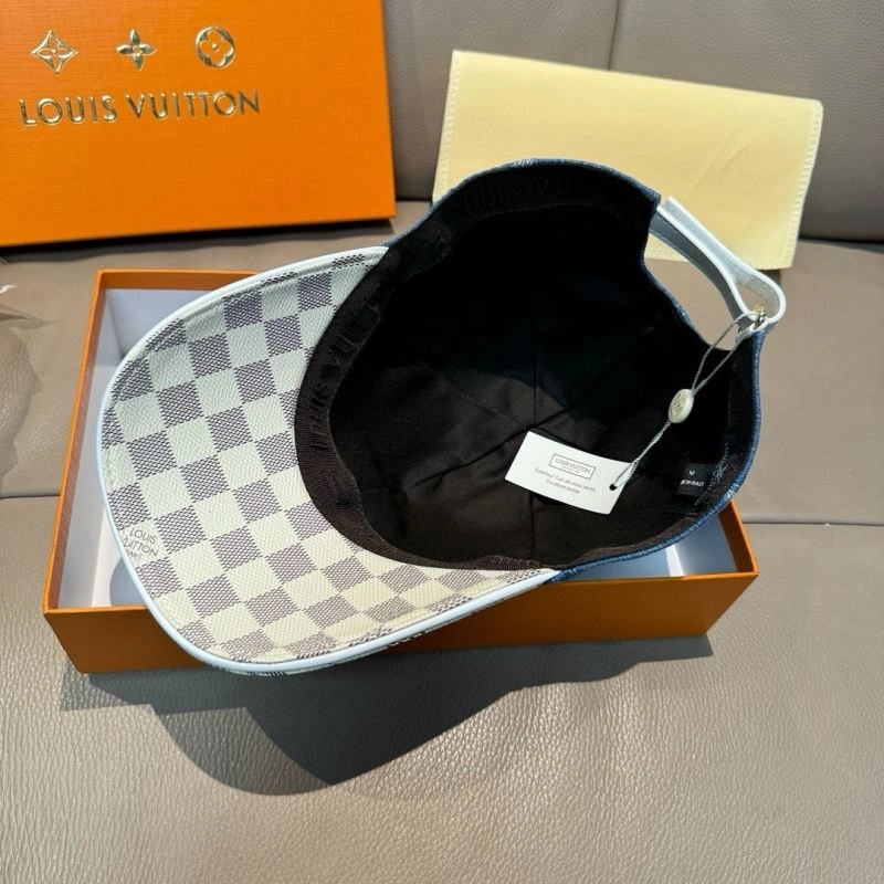 Louis Vuitton Caps Effortless 261161