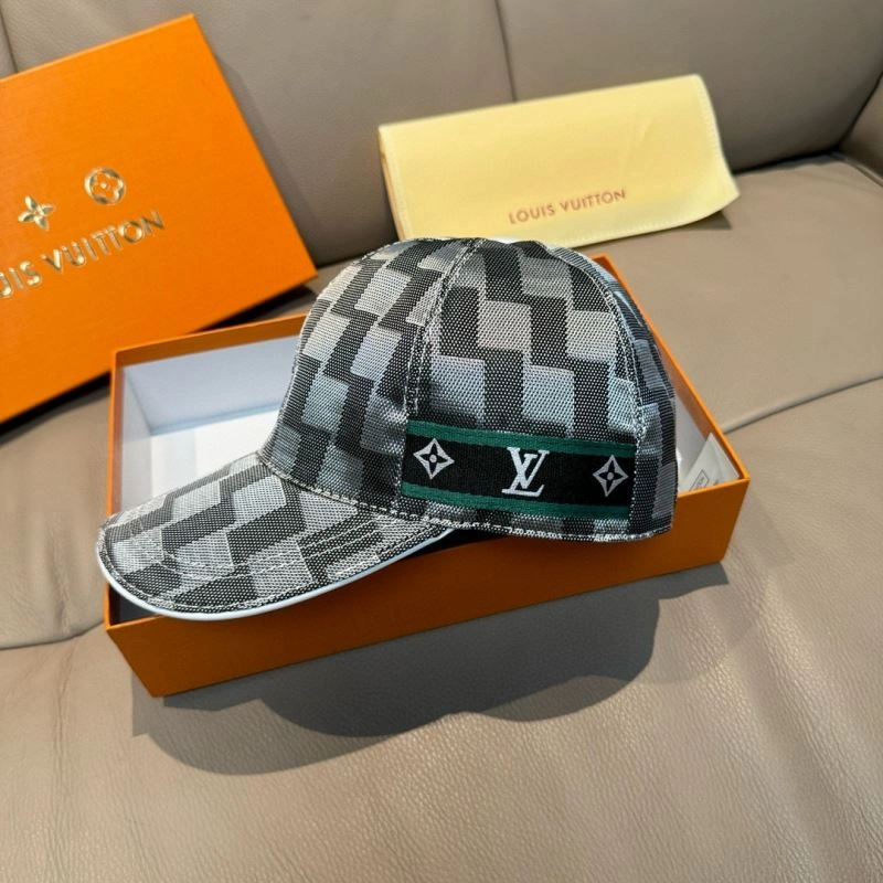 Sporty Louis Vuitton Caps 261171