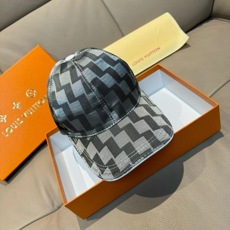 Sporty Louis Vuitton Caps 261171