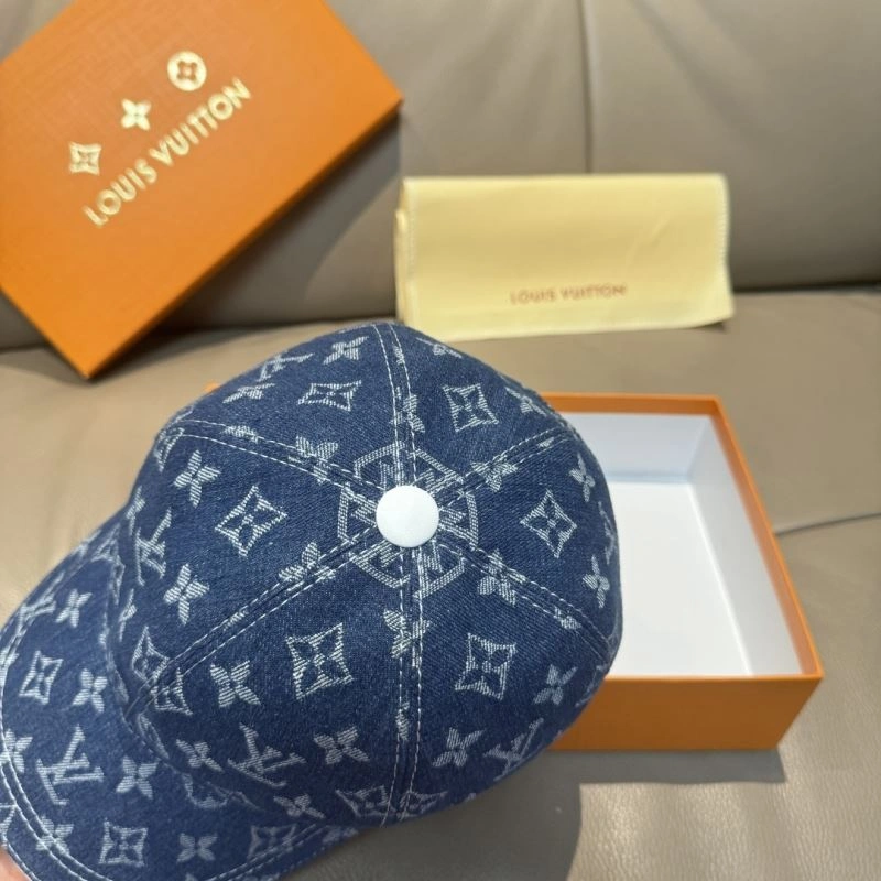 FreshLook Louis Vuitton Caps 261163