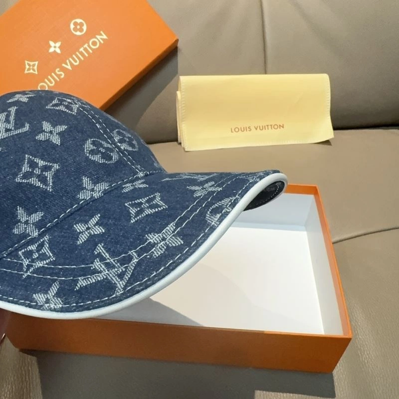 FreshLook Louis Vuitton Caps 261163