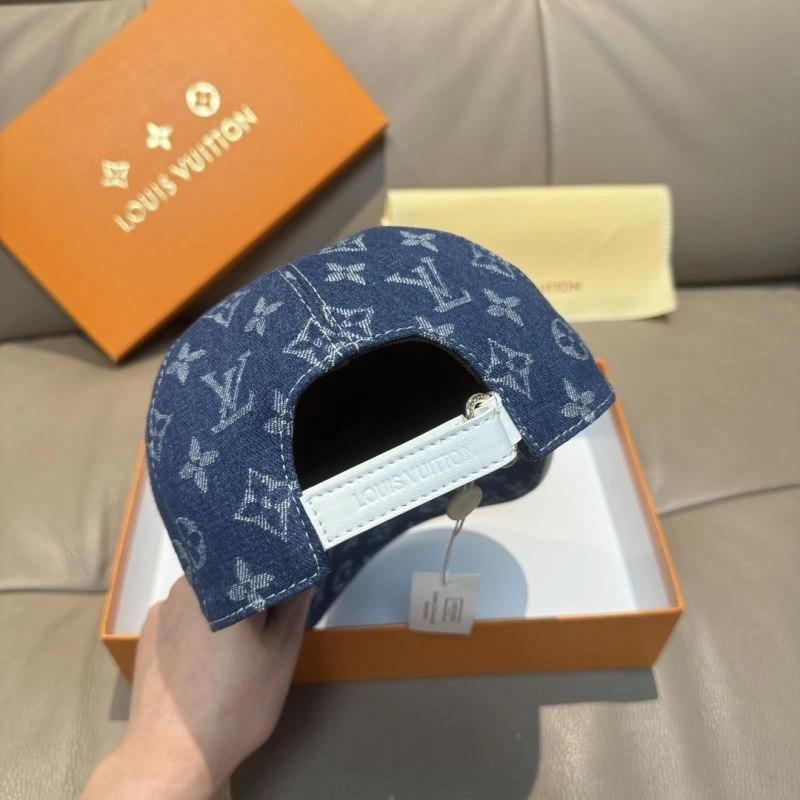 FreshLook Louis Vuitton Caps 261163