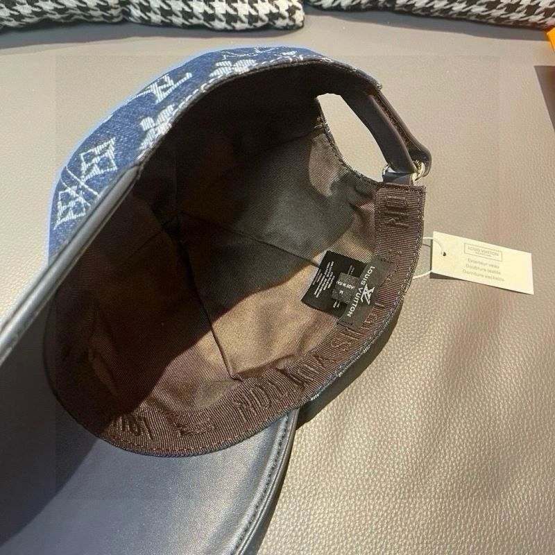Louis Vuitton Caps WaterResistant 261159