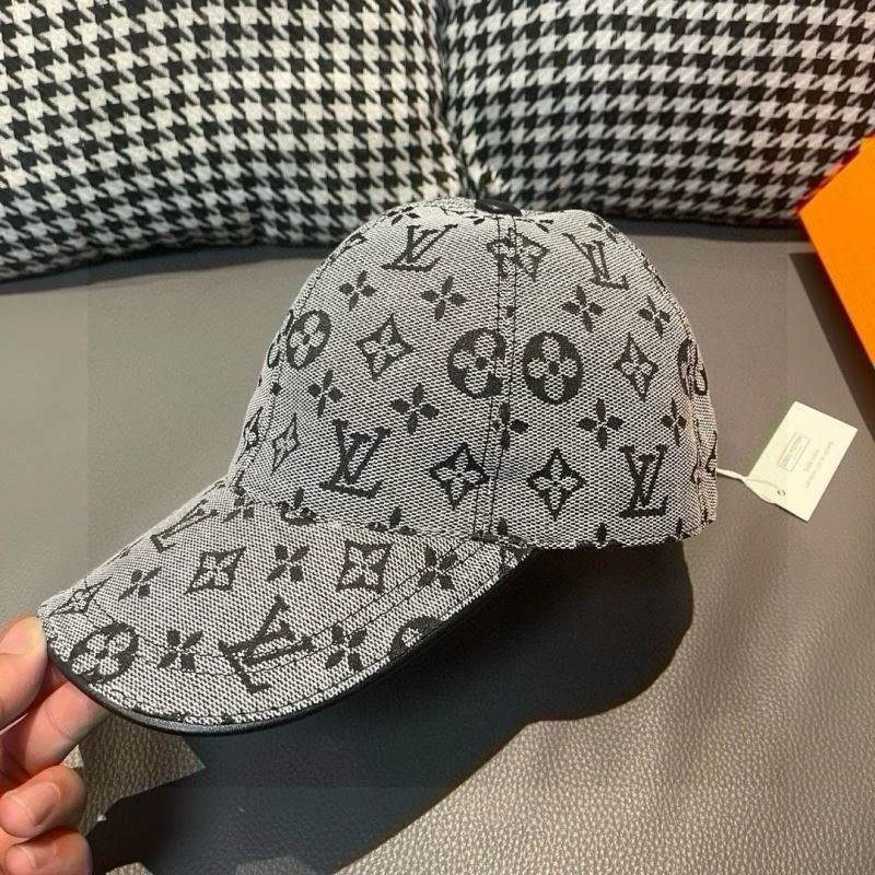 Seasonal Louis Vuitton Caps 261153
