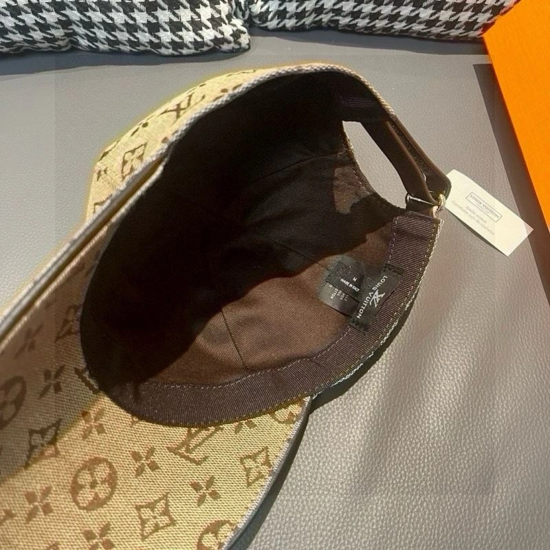 Louis Vuitton Caps SmartChoice 261155