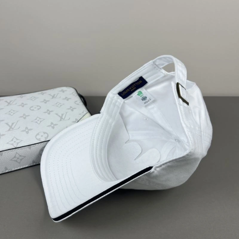 Louis Vuitton Caps Flexible 258260