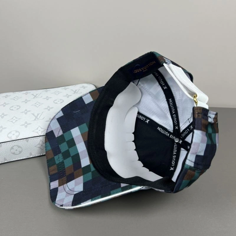 Louis Vuitton Caps Sustainable 258265
