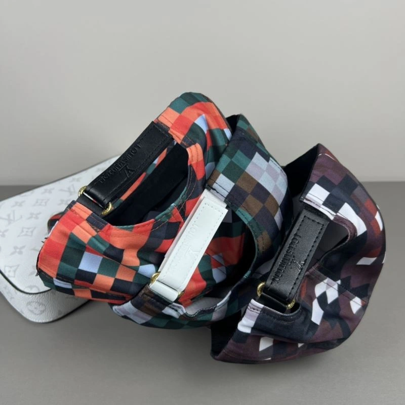 Louis Vuitton Caps Sustainable 258265