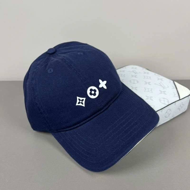Louis Vuitton Caps Snug 258263