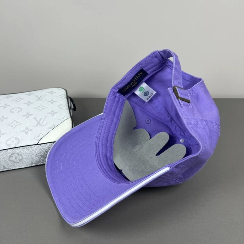 Louis Vuitton Caps Snug 258263