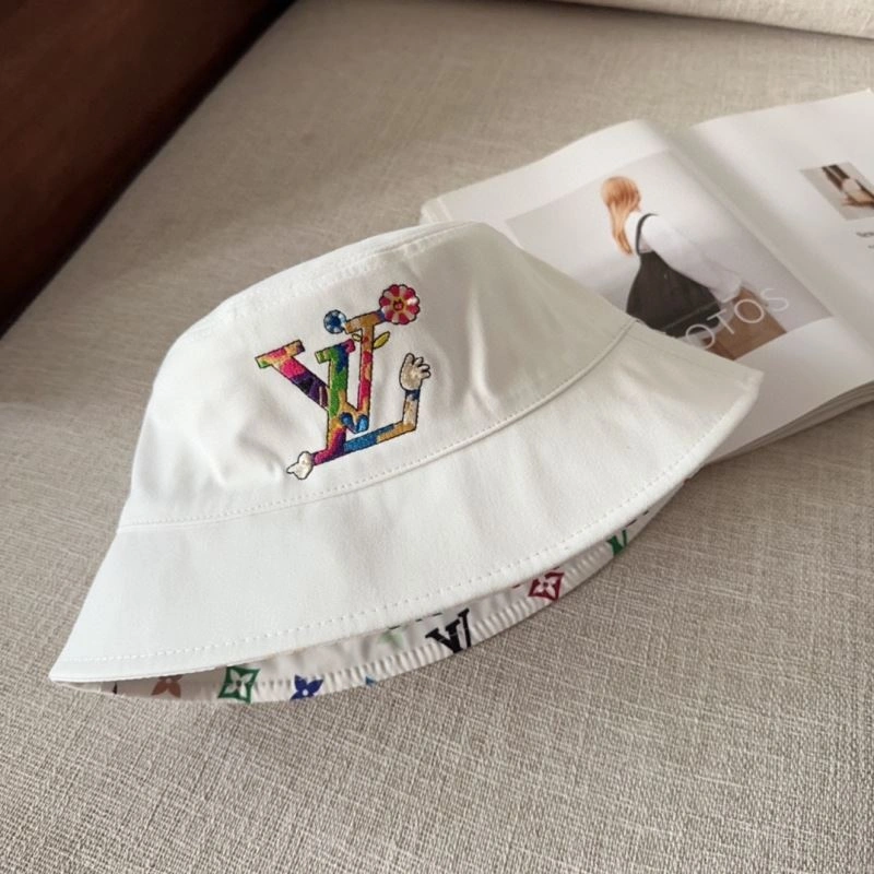 UrbanChic Louis Vuitton Caps 258262